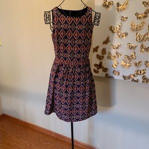 Francesca's dress Navy and maroon print size small